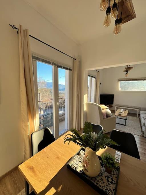 Holiday home «έλα…δάρα» Daras